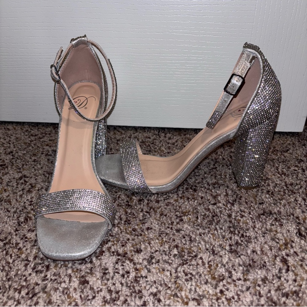 Full rhinestone heels